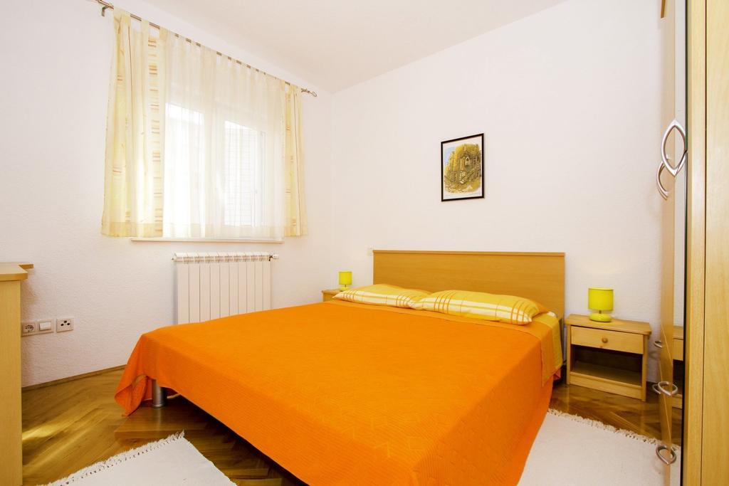 Apartments Zlatka Trogir Szoba fotó